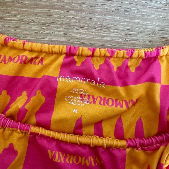 Inamorata Bikini Set with shirt in pink and orange. Tops: small. Bottom: medium. - Picture 5 of 7